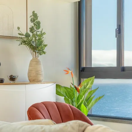 Garajau Sea Side By Atlantic Canico (Madeira)